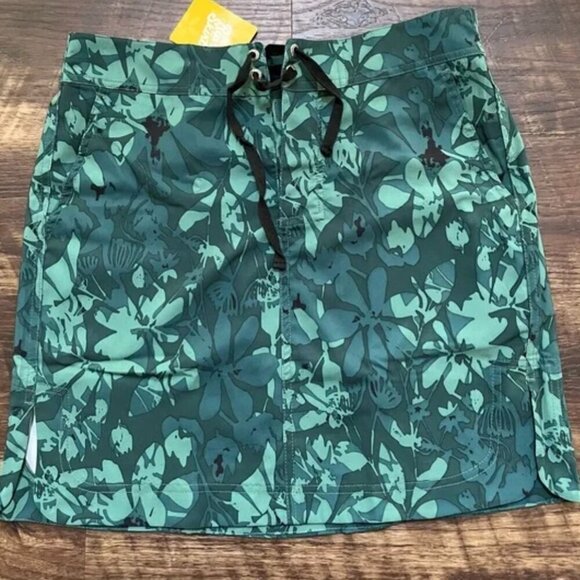 NWT RIPSKIRT Camo Floral Green Mini Skirt Sz XXL Hawaiian Side Pockets Beach - Picture 1 of 16